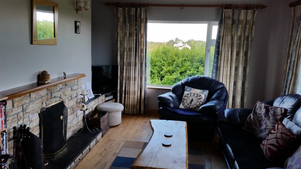 Frank'S Villa Galway Bagian luar foto