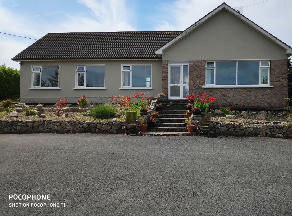 Frank'S Villa Galway Bagian luar foto